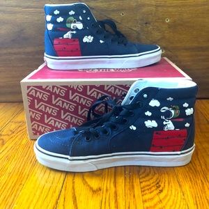 Peanuts Snoopy vans size 9